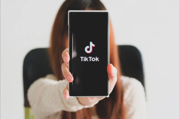 cara memasukan kode undangan TikTok biasa