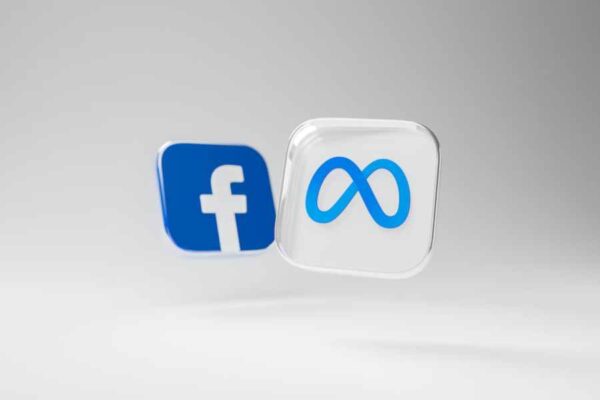 Perbandingan Facebook dan FB Lite Apk